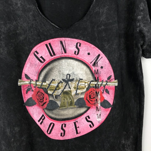 Sold🥀Guns N’ Roses Choker V-Neck Graphic Band Tee - Picture 4 of 6